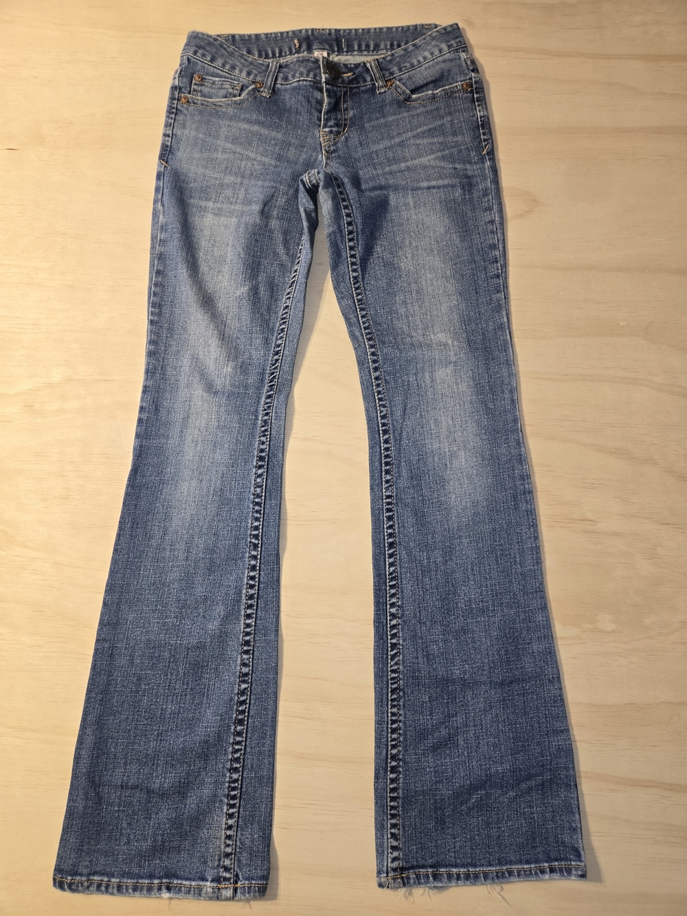 Aéropostale Women's Mid-Rise Bootcut Jeans Size 1/2 Long Medium Dark Wash